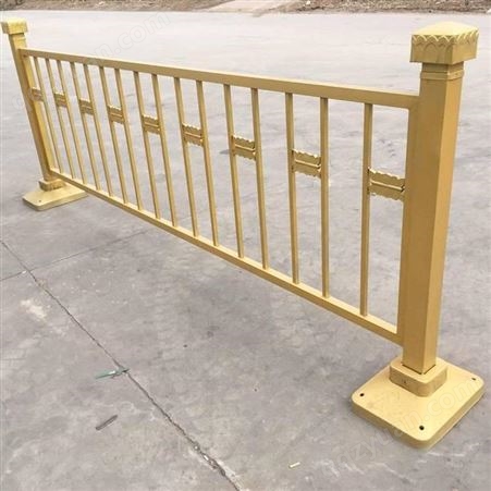城市道路金色栏杆防撞黄金护栏道路护栏铁艺隔离莲花护栏杆本色