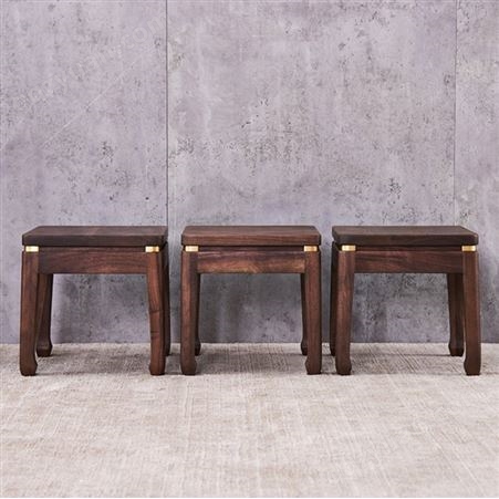 新中式黑胡桃木凳子实木小板凳家用大人矮凳轻奢风格黄铜换鞋凳