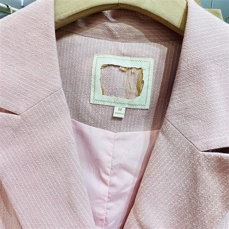 歌锦 2021夏 小众品牌设计师折扣女装尾货批发 设计感上衣