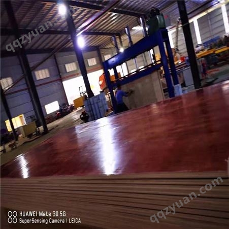 供应工地用建筑松木覆模板经久耐用 松木整芯建筑木模板 建筑模板生产厂家