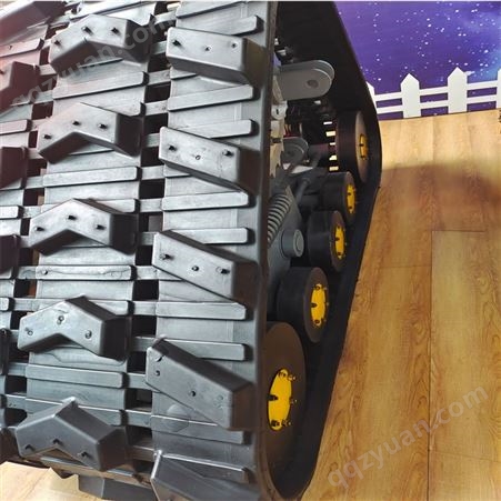 工程橡胶履带微挖式橡胶履带底盘爬坡力度大橡胶履带总成